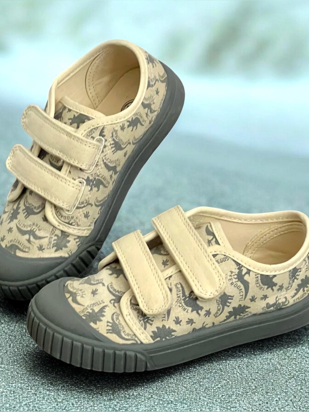 Wonder Nation Boys Dinosaur Canvas Sneakers Beige Gray Hook Loop Size 11 WM47656